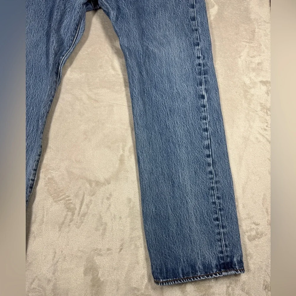 Levi’s Men’s 501 Original Fit 100% Cotton Button Fly Denim Blue Jeans Size 38